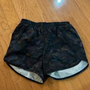 All in motion shorts